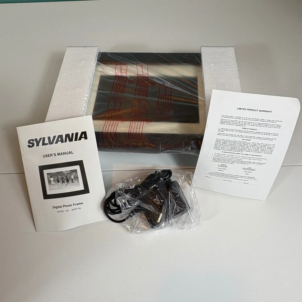 Sylvania 7